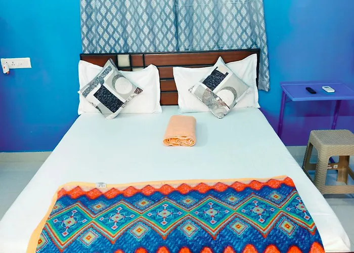 Studio Apartment With Private Entrance, Behind Dlf And Near L&T, Rmz It Park And Close To Srmc & Miot Hospital