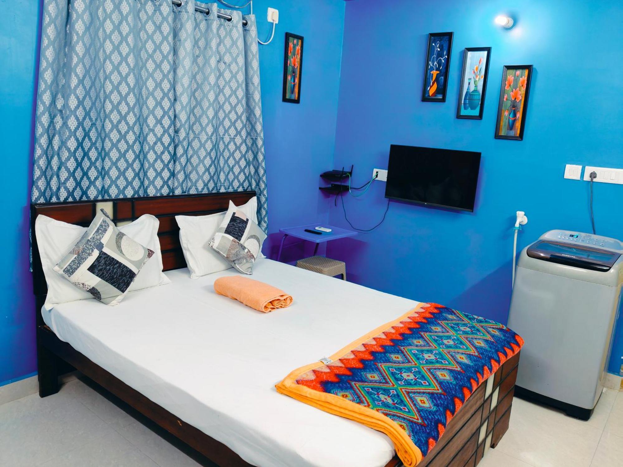 With Private Entrance, Behind Dlf And Near L&t, Rmz It Park And Close To Srmc & Miot Hospital