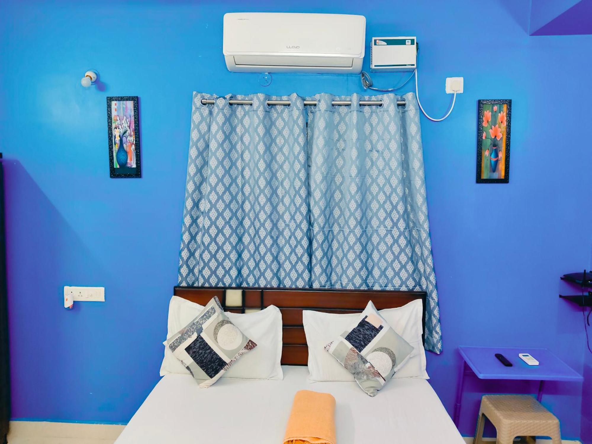 Apartment With Private Entrance, Behind Dlf And Near L&t, Rmz It Park And Close To Srmc & Miot Hospital