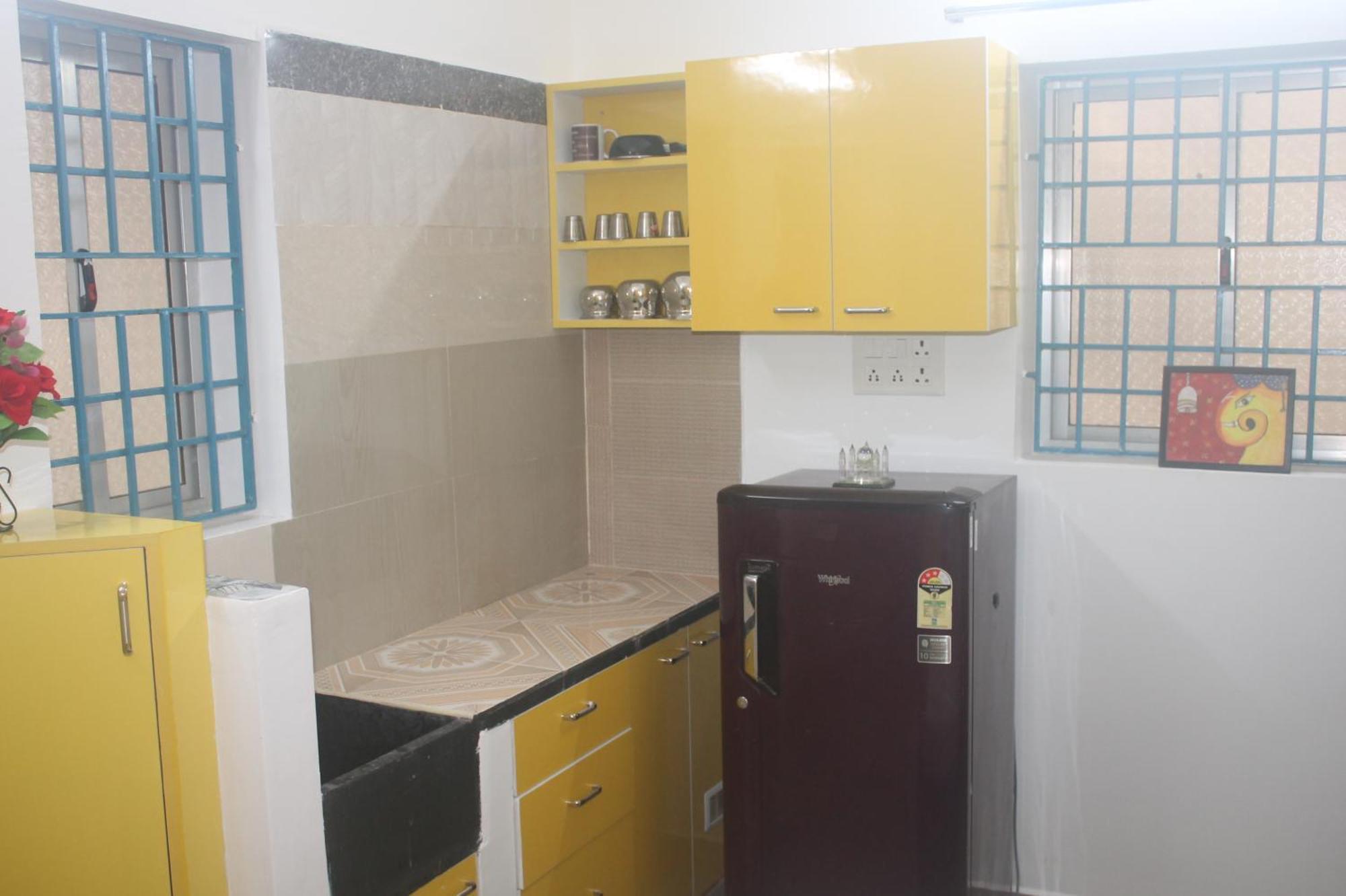 With Private Entrance, Behind Dlf And Near L&t, Rmz It Park And Close To Srmc & Miot Hospital Chennai