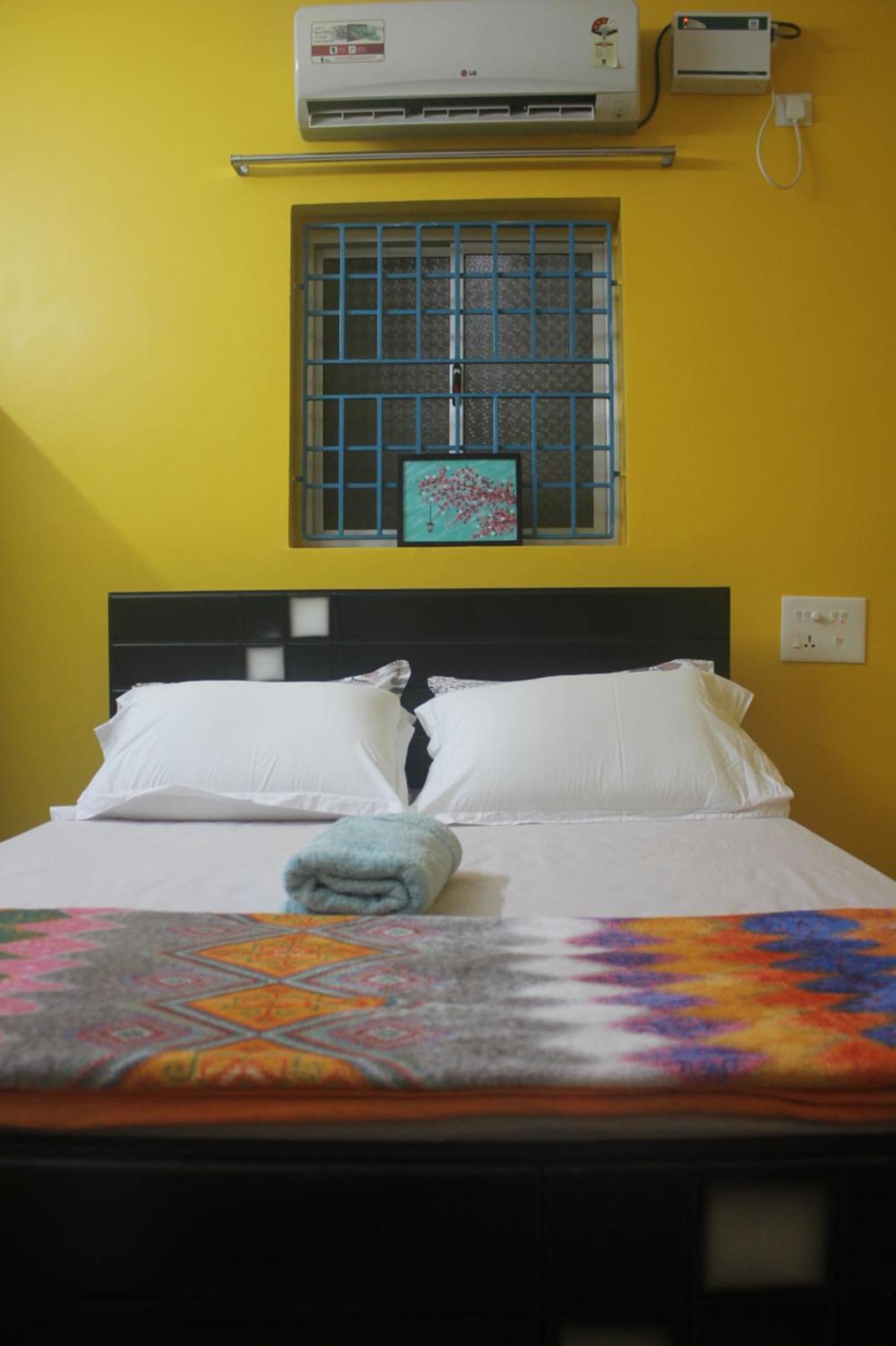 With Private Entrance, Behind Dlf And Near L&t, Rmz It Park And Close To Srmc & Miot Hospital