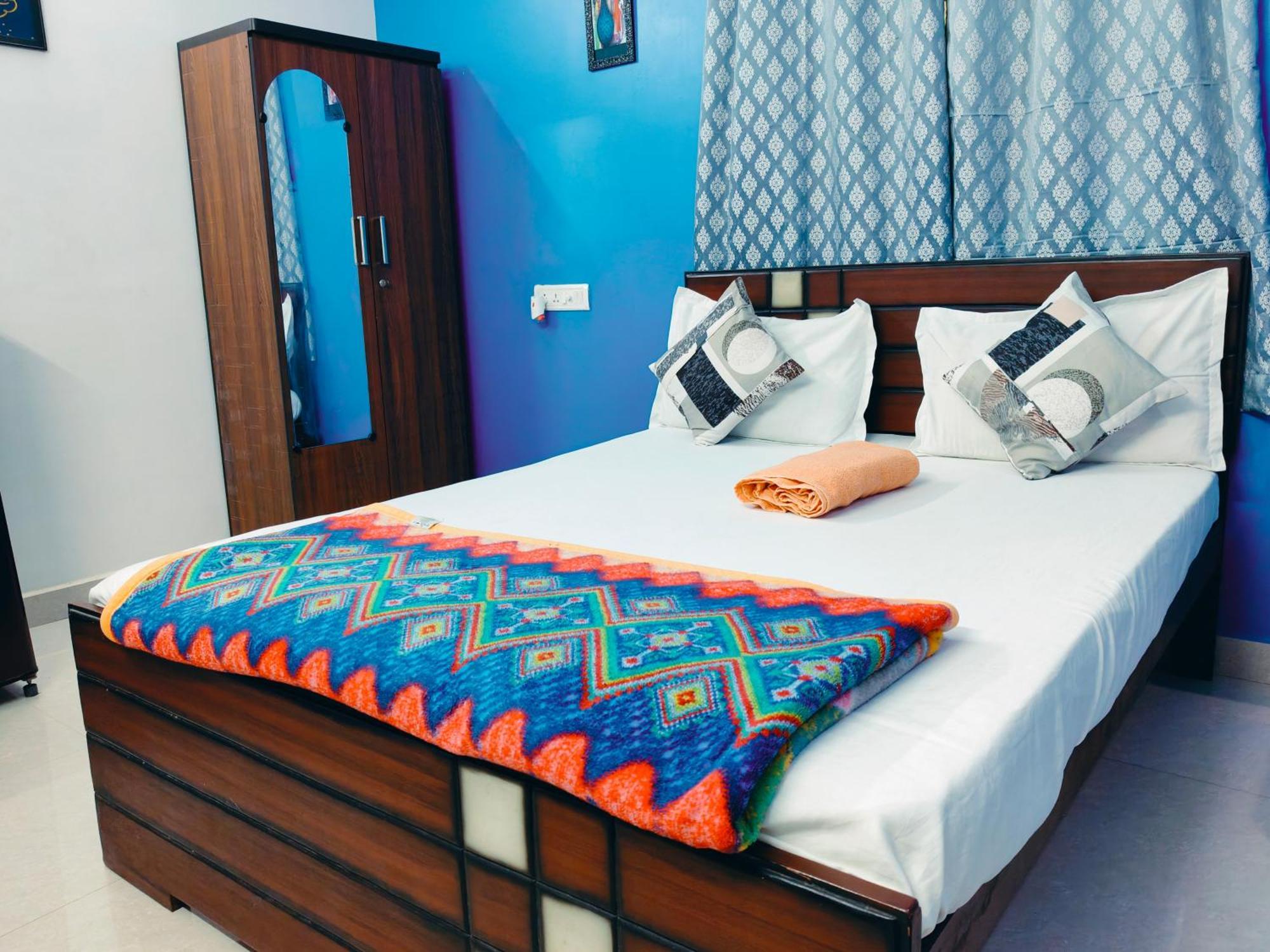 With Private Entrance, Behind Dlf And Near L&t, Rmz It Park And Close To Srmc & Miot Hospital Apartment Chennai